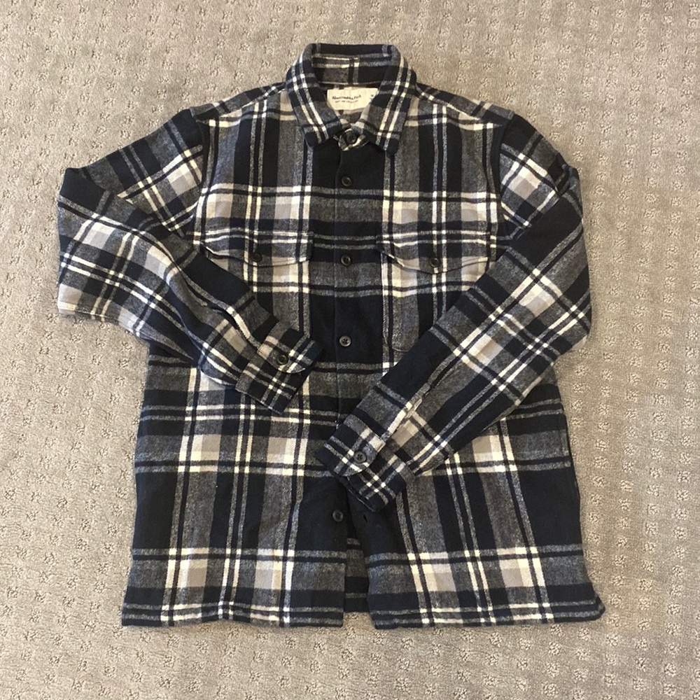 Men’s Flannel Plaid Button Up
